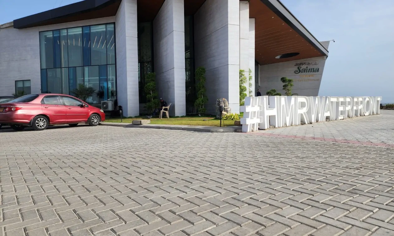 picture of pavers installed at HMR waterfront